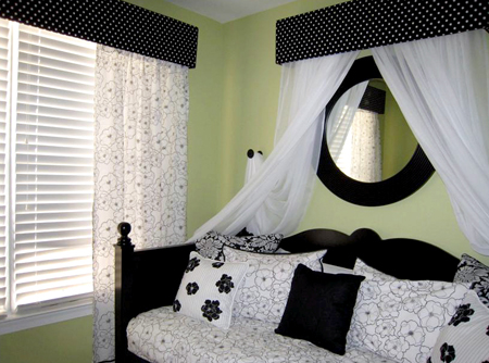 Black and white BedRooms .. Chic & classy! <3 | PinkMaiooona